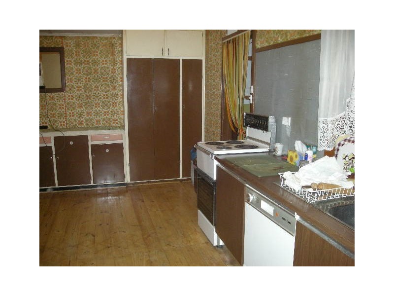 32 Whitford Road, Elizabeth South SA 5112