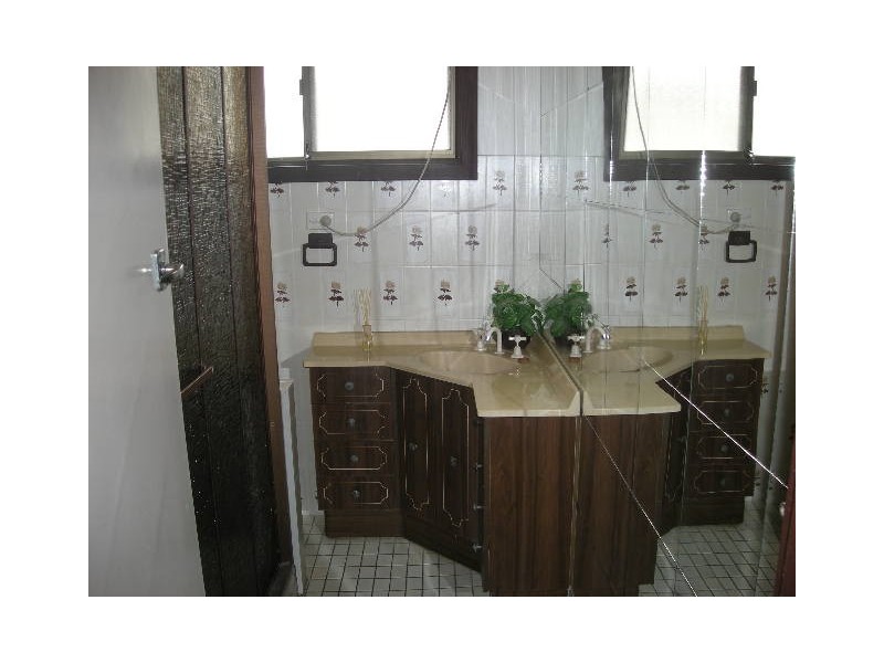 32 Whitford Road, Elizabeth South SA 5112