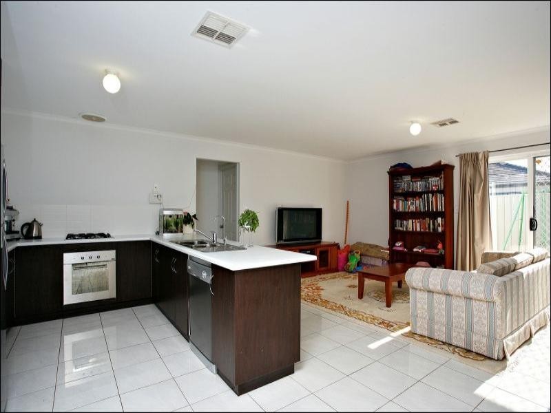 13 Graeber Road, Smithfield SA 5114