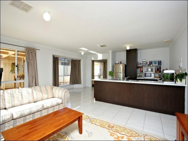 13 Graeber Road, Smithfield SA 5114