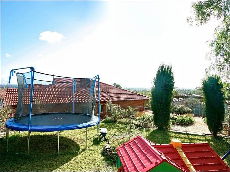 27 Modra Circuit, Hillbank SA 5112