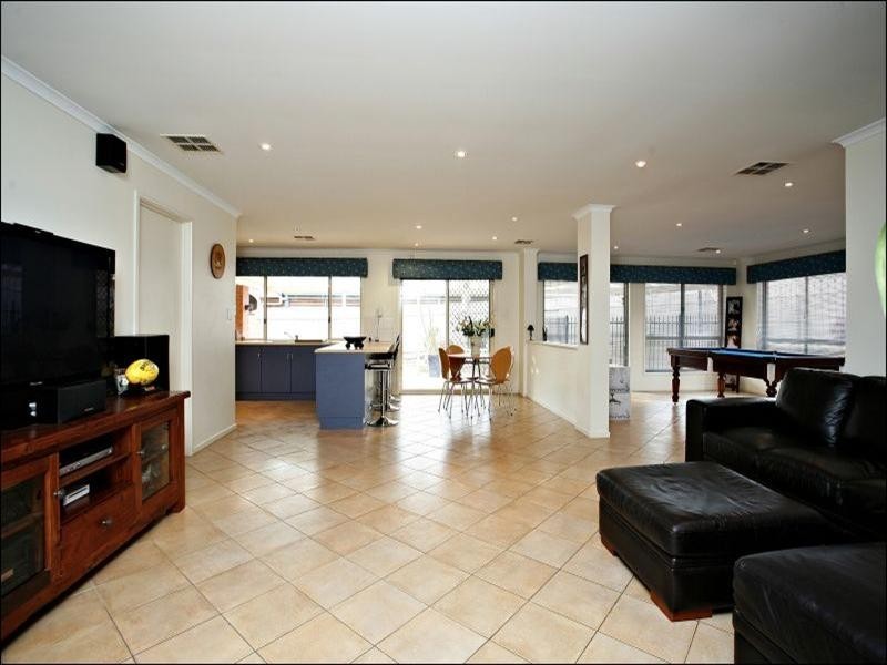 6 Kingate Boulevard, Blakeview SA 5114