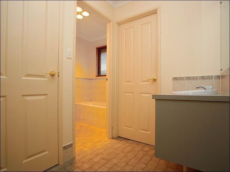 41 President Avenue, Andrews Farm SA 5114