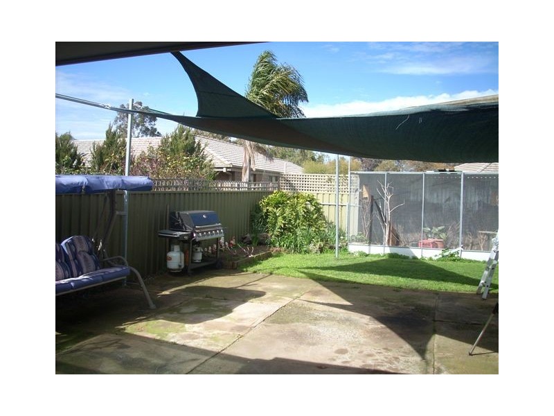 29 President Avenue, Andrews Farm SA 5114