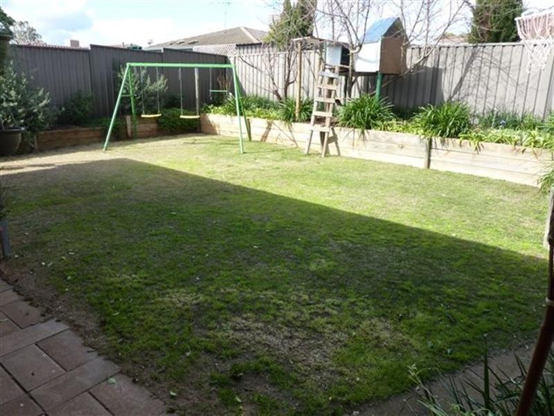 8 Riverglen Court, Blakeview SA 5114