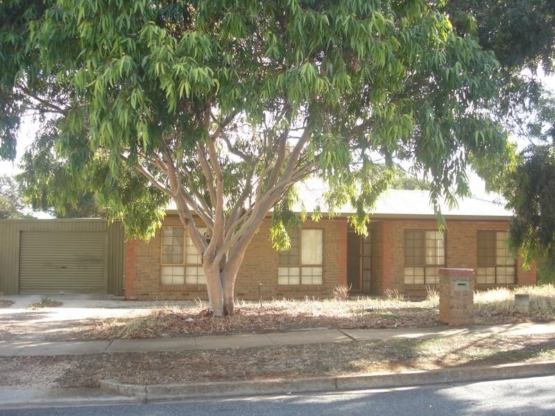 15 Upton Street, Elizabeth Vale SA 5112