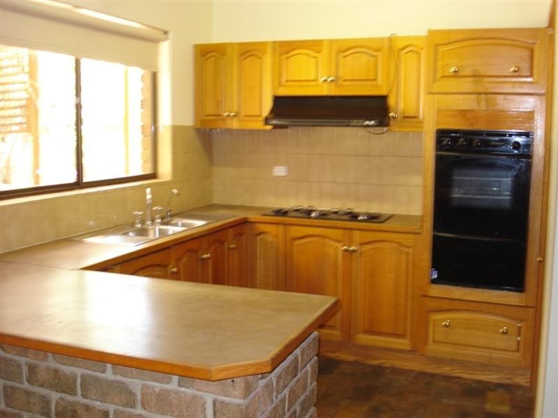 15 Upton Street, Elizabeth Vale SA 5112