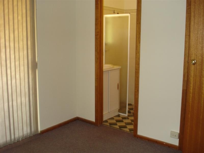 15 Upton Street, Elizabeth Vale SA 5112