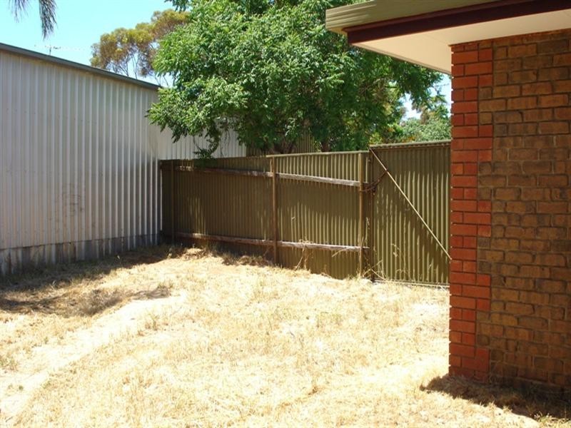 15 Upton Street, Elizabeth Vale SA 5112