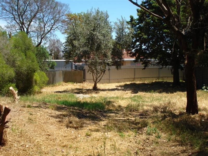 15 Upton Street, Elizabeth Vale SA 5112