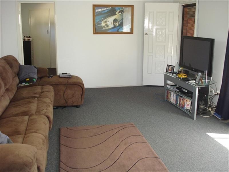 5 Hewish Crescent, Elizabeth Park SA 5113