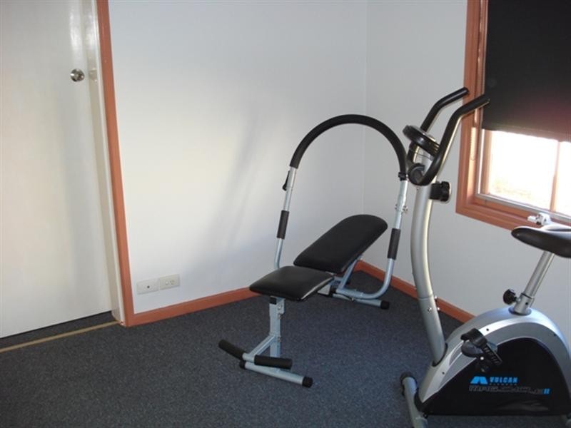 5 Hewish Crescent, Elizabeth Park SA 5113