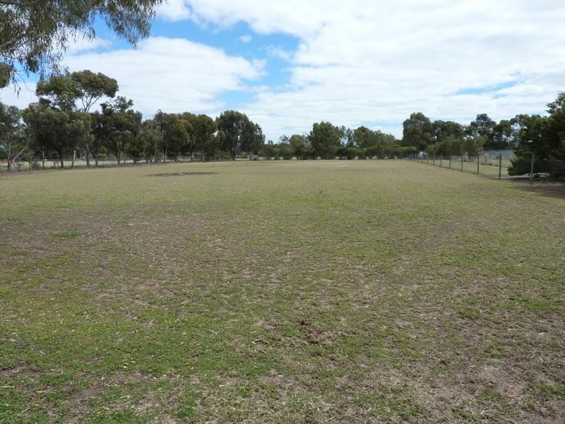 97 Dawkins Road, Lewiston SA 5501