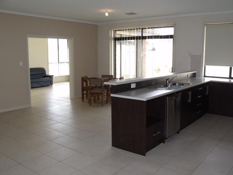 25 Davalan Drive, Munno Para West SA 5115