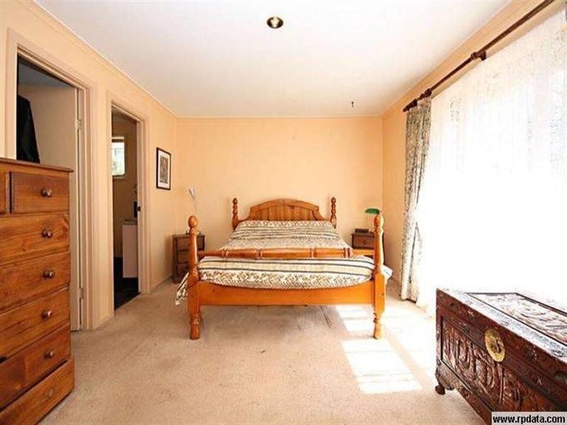 16 Connell Vale Road, Lewiston SA 5501