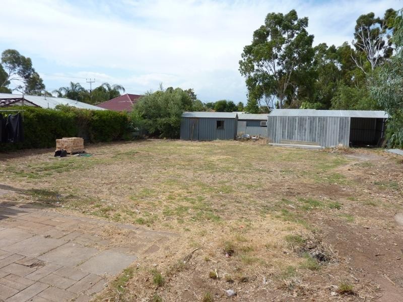 5 Twelftree Parade, Blakeview SA 5114
