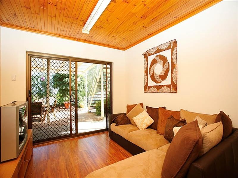 33 Brooker Drive, Hillbank SA 5112