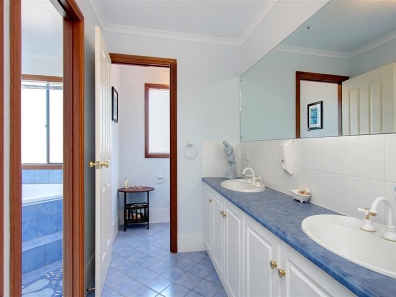 5 Brolga Way, Hewett SA 5118