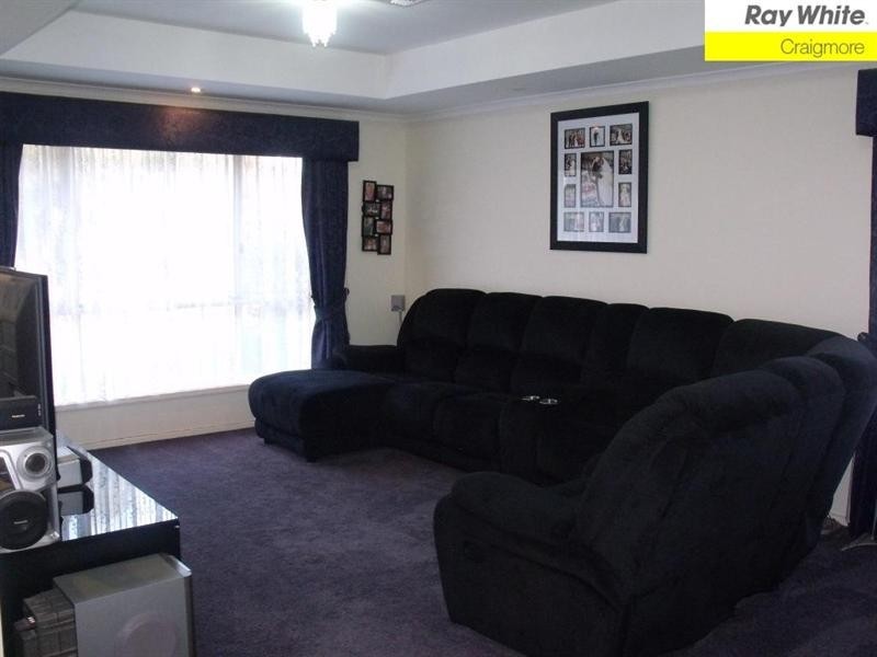 15 Dawn Close, Andrews Farm SA 5114