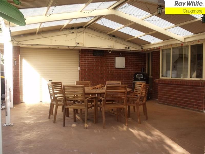 15 Dawn Close, Andrews Farm SA 5114