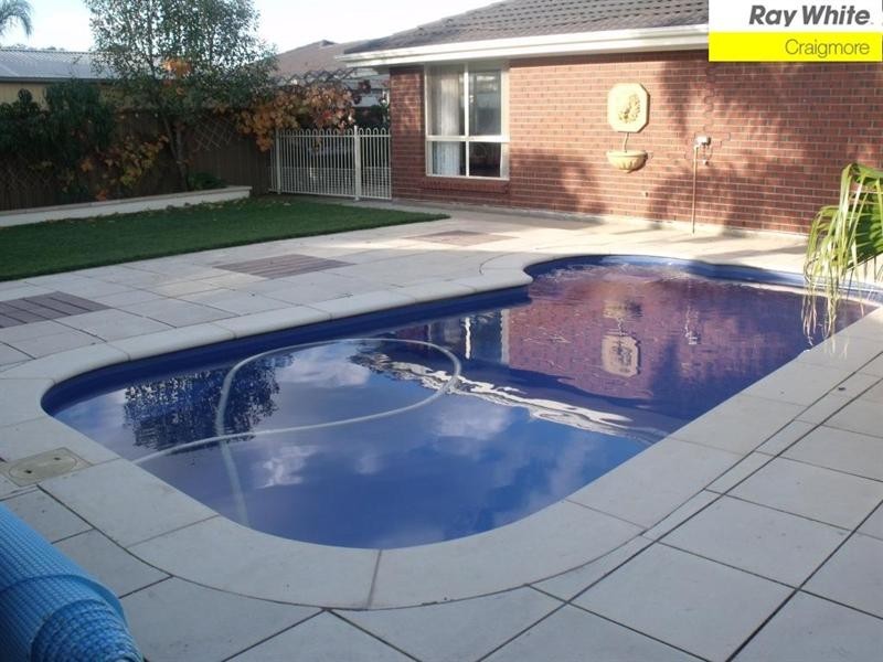 15 Dawn Close, Andrews Farm SA 5114