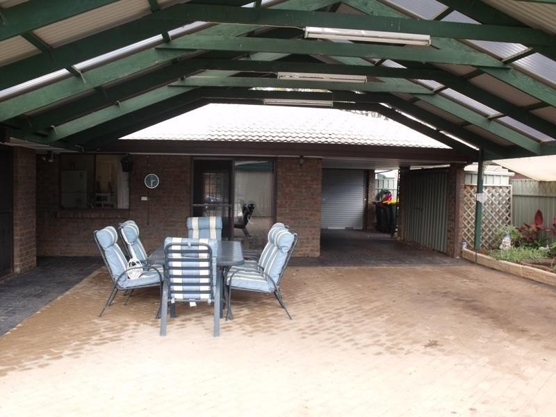 25 Tracey Avenue, Paralowie SA 5108