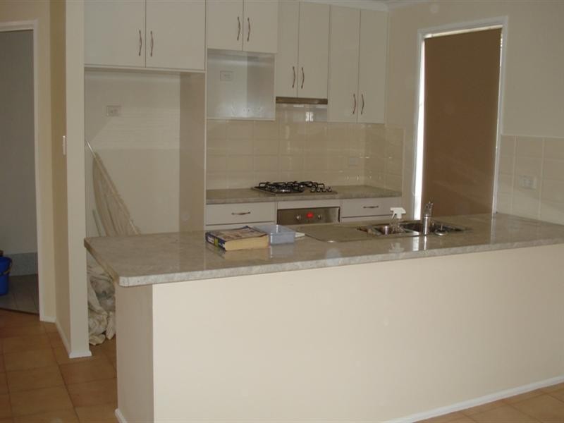 8 Bredford Grove, Andrews Farm SA 5114