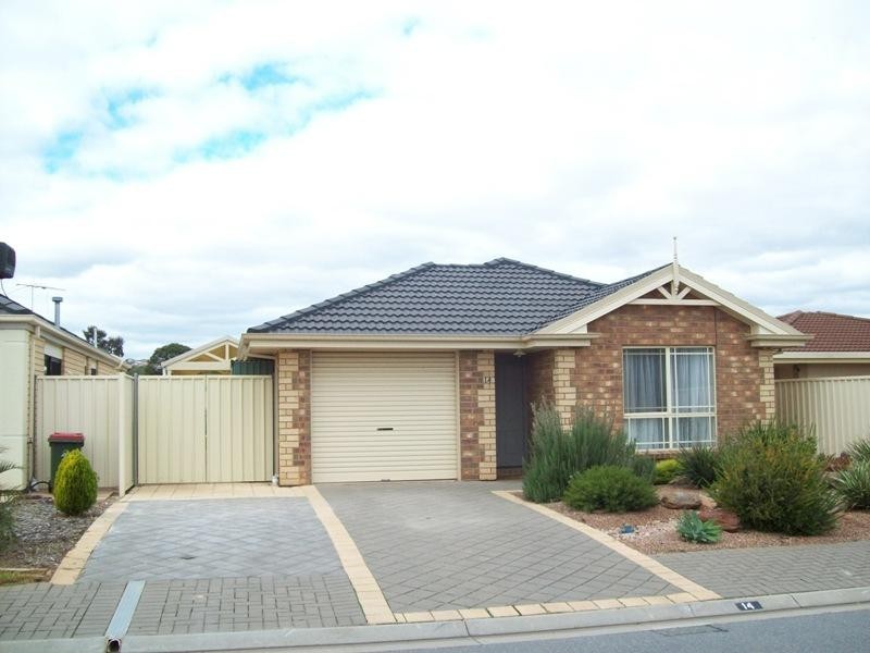 14 Meadow Lane, Para Hills West SA 5096