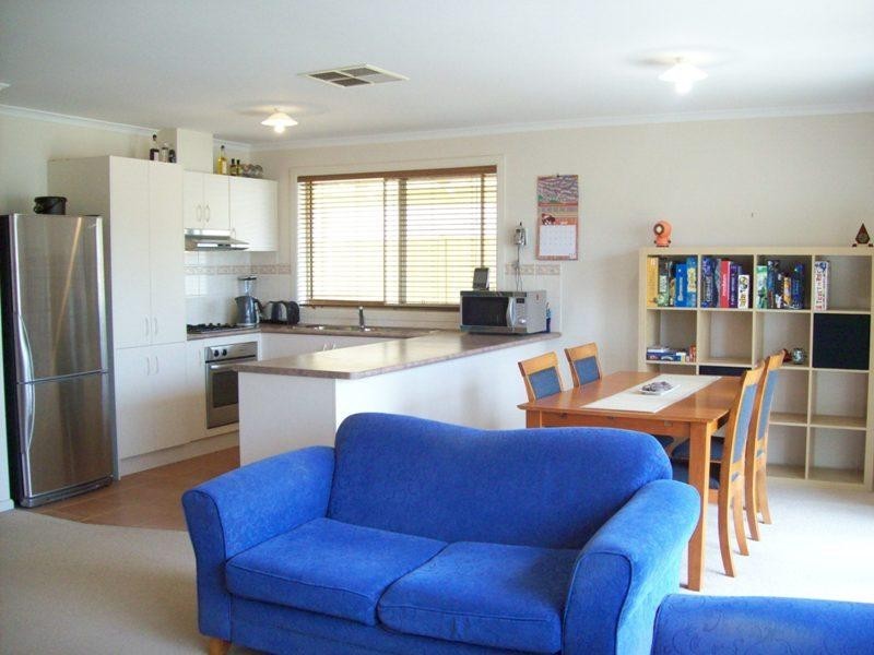 14 Meadow Lane, Para Hills West SA 5096