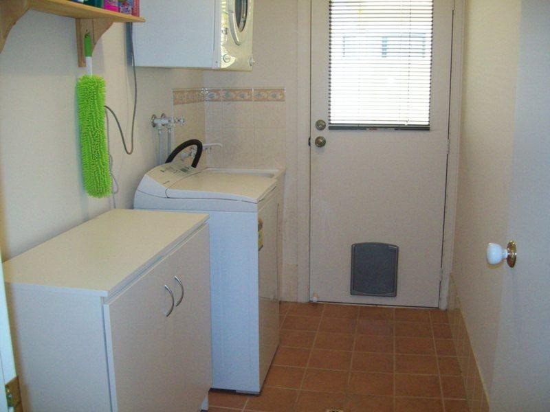 14 Meadow Lane, Para Hills West SA 5096