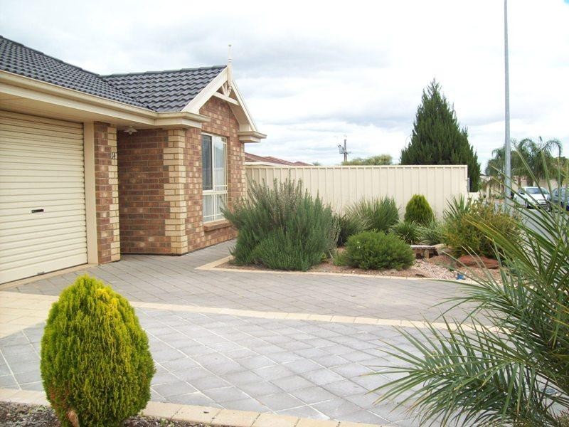 14 Meadow Lane, Para Hills West SA 5096