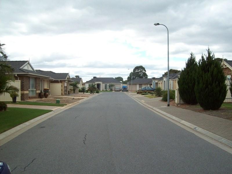 14 Meadow Lane, Para Hills West SA 5096