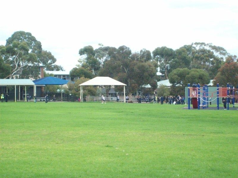 14 Meadow Lane, Para Hills West SA 5096