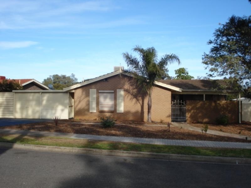 2 Inwood Road, Elizabeth East SA 5112