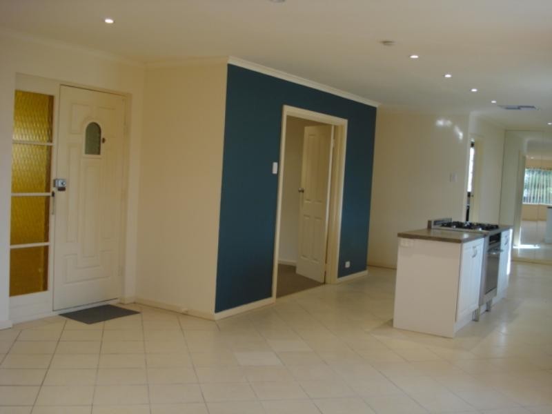 2 Inwood Road, Elizabeth East SA 5112