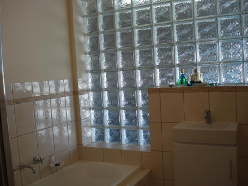 2 Inwood Road, Elizabeth East SA 5112