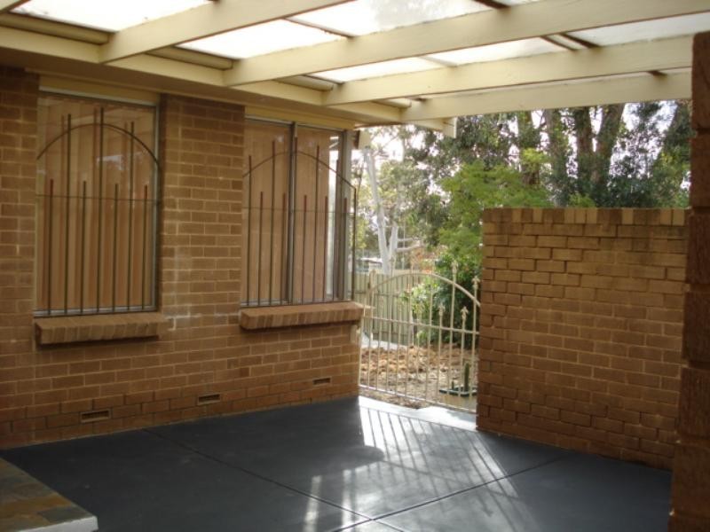 2 Inwood Road, Elizabeth East SA 5112