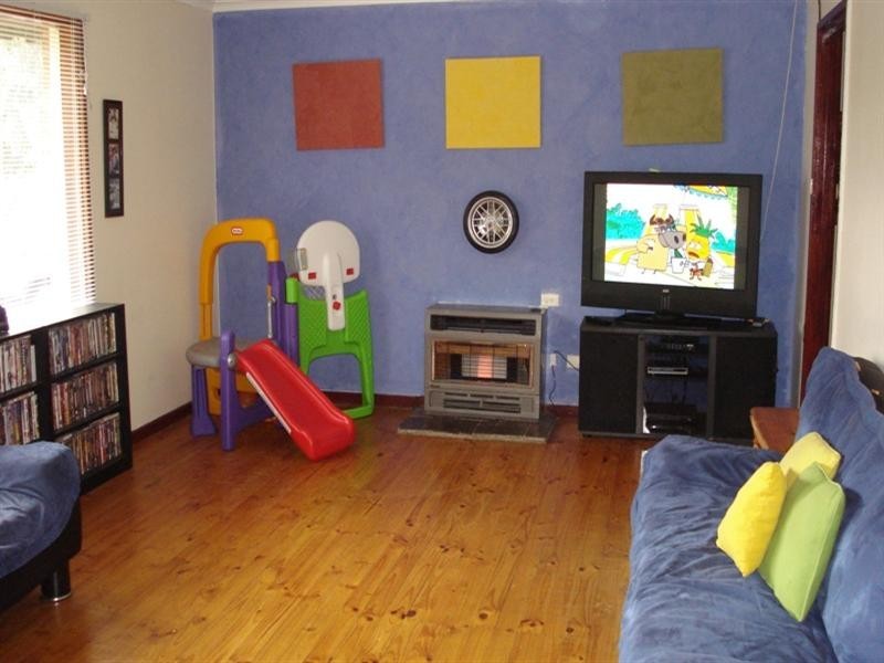 16 Paginton Crescent, Elizabeth East SA 5112