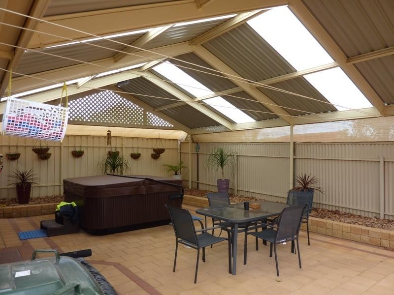 11 Castle Court, Blakeview SA 5114