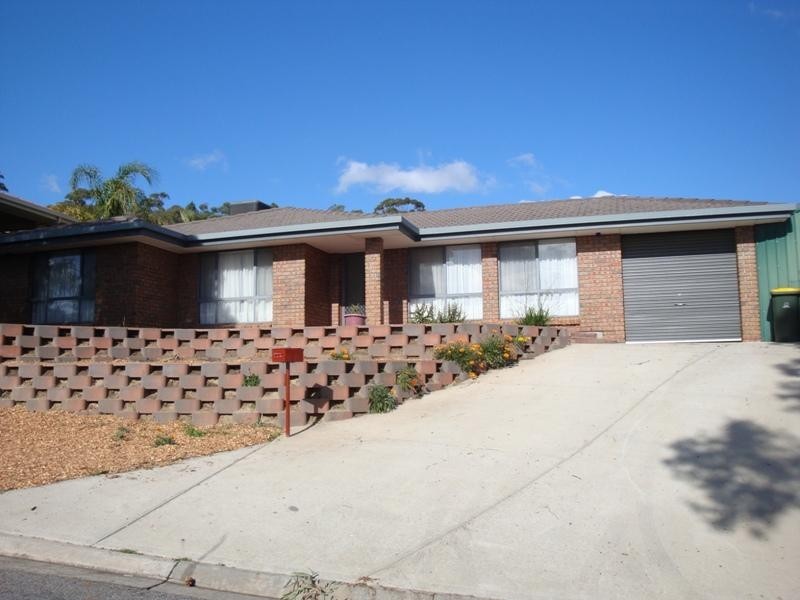 10 Jenolan Crescent, Hillbank SA 5112