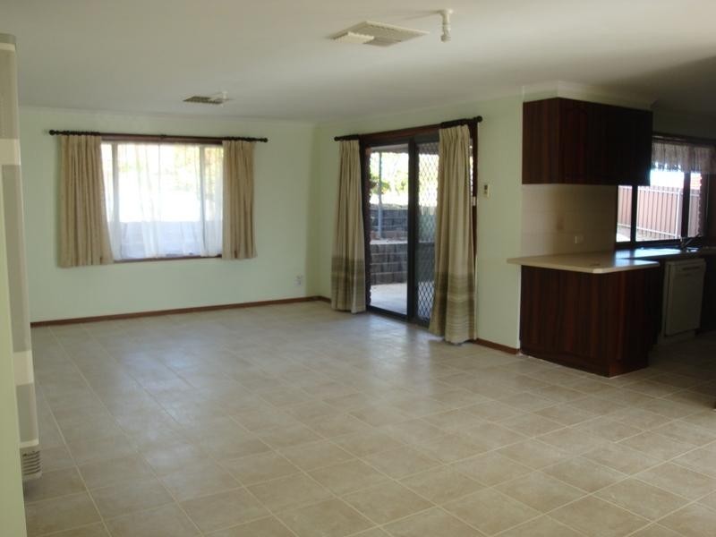 10 Jenolan Crescent, Hillbank SA 5112