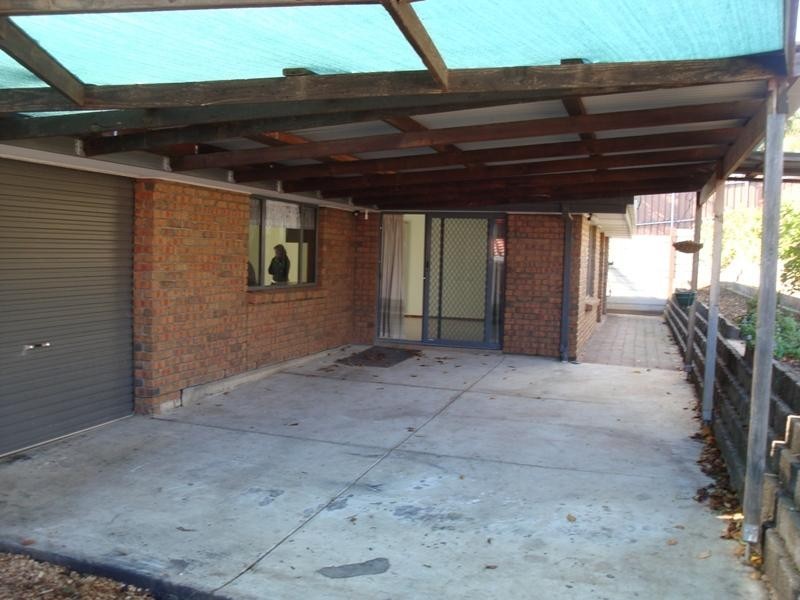 10 Jenolan Crescent, Hillbank SA 5112