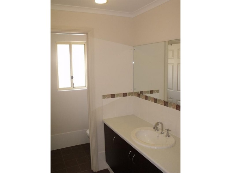 18 Burwood Road, Munno Para West SA 5115