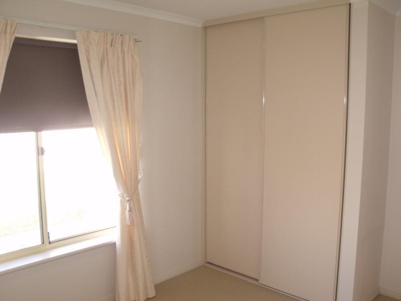 18 Burwood Road, Munno Para West SA 5115