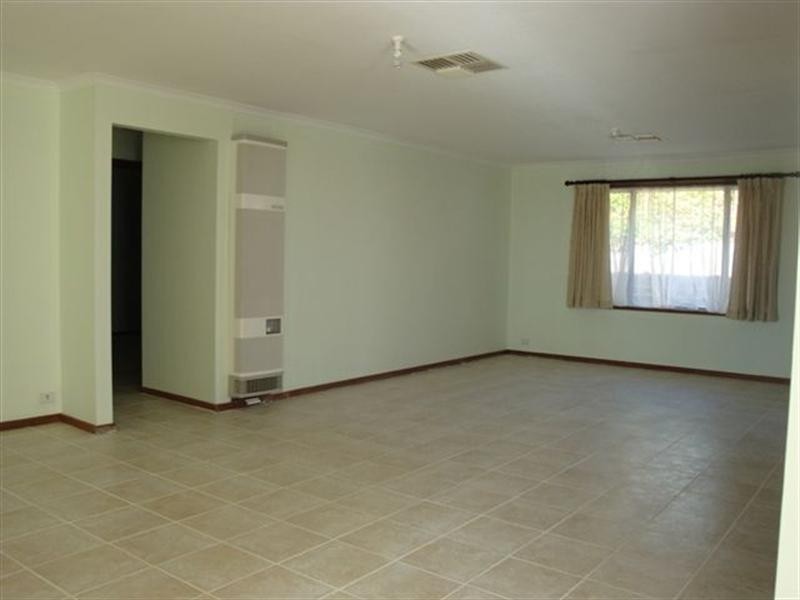 10 Jenolan Crescent, Hillbank SA 5112