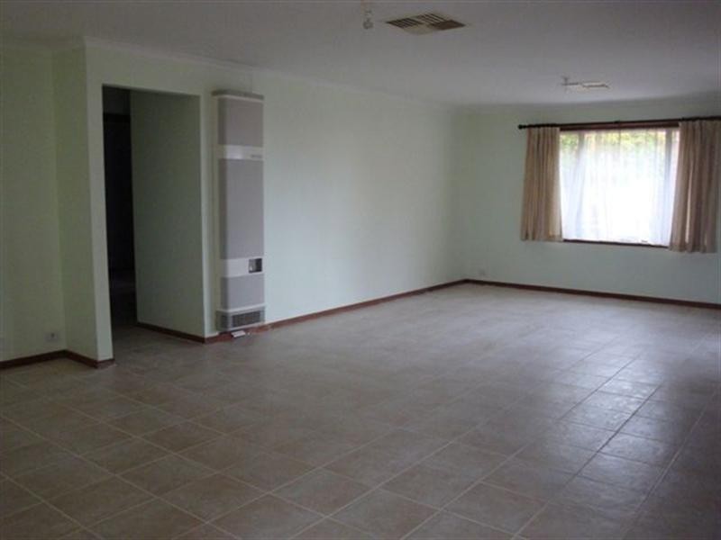 10 Jenolan Crescent, Hillbank SA 5112