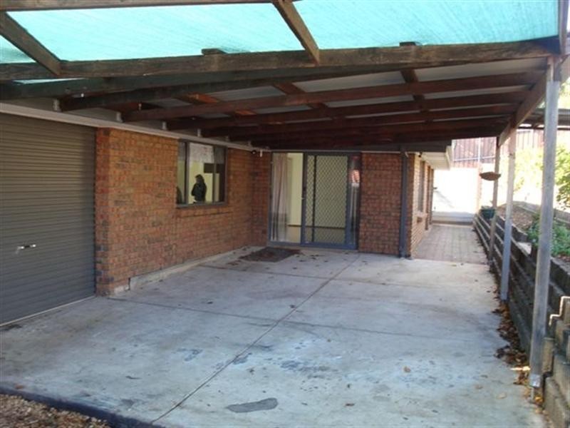 10 Jenolan Crescent, Hillbank SA 5112