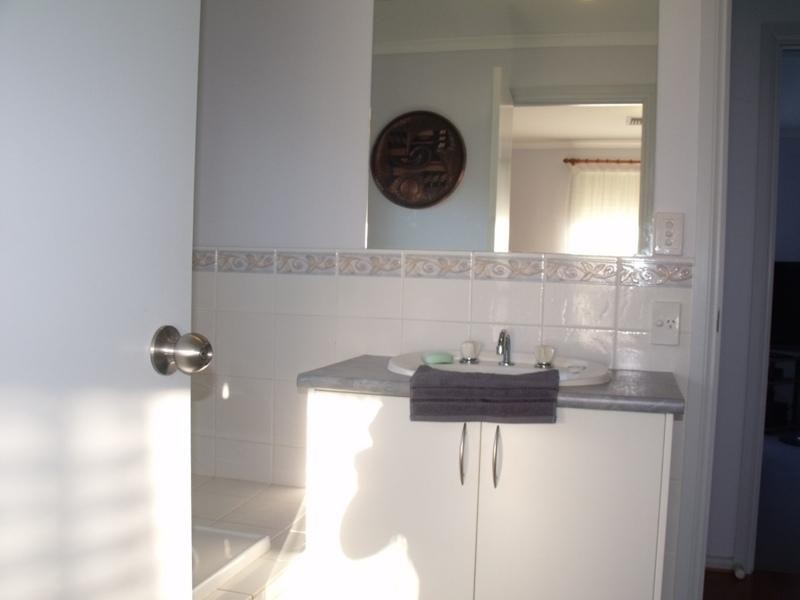 6 Dawn Close, Andrews Farm SA 5114