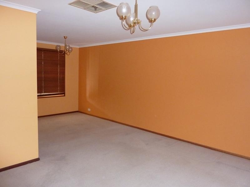 2 Northridge Gardens, Blakeview SA 5114