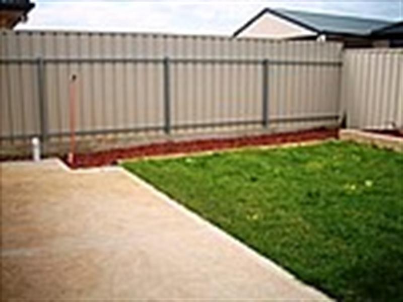 18 Burwood Road, Munno Para West SA 5115